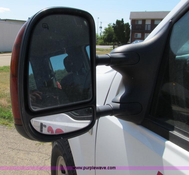 image for item A8435 2007 Ford F250 XLT Super Duty SuperCab pickup truck