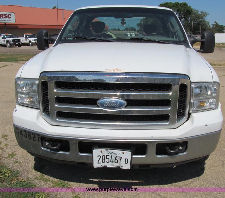 image for item A8435 2007 Ford F250 XLT Super Duty SuperCab pickup truck