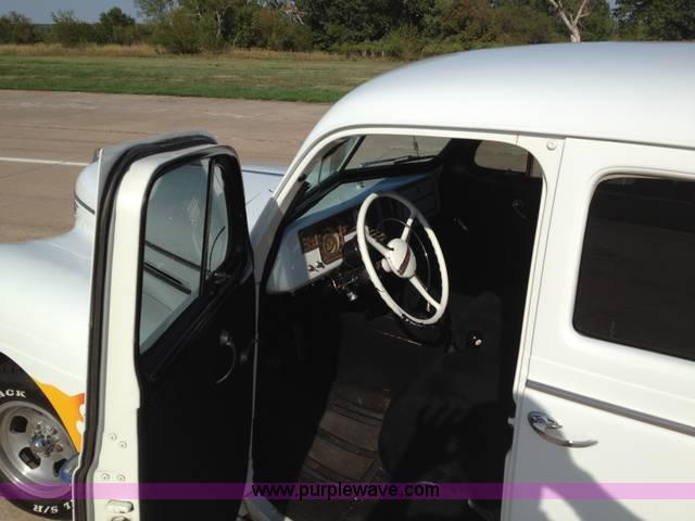 image for item B1461 1940 Plymouth P-10 Deluxe