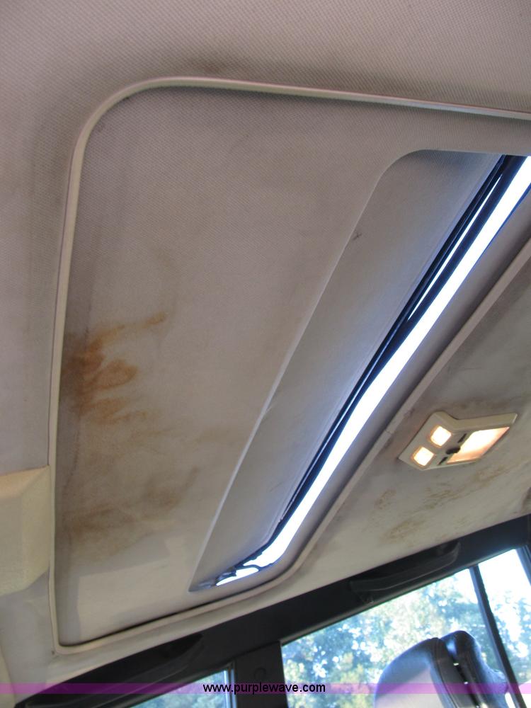 image for item B2750 1991 Volvo 940
