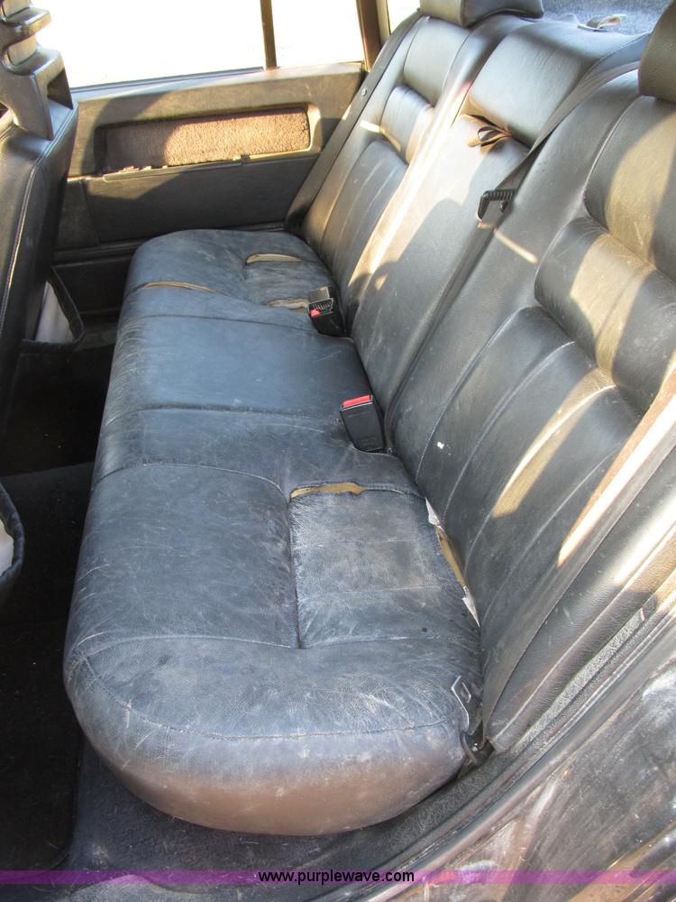 image for item B2750 1991 Volvo 940