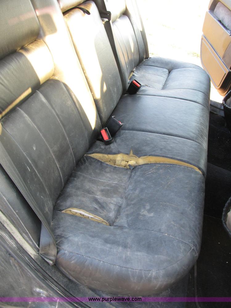 image for item B2750 1991 Volvo 940