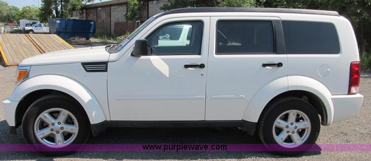 image for item B2822 2008 Dodge Nitro SLT SUV