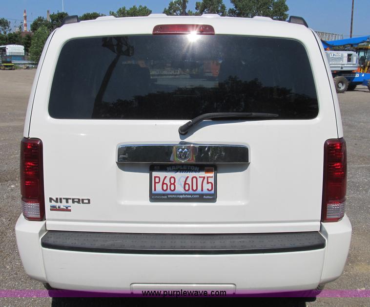 image for item B2822 2008 Dodge Nitro SLT SUV