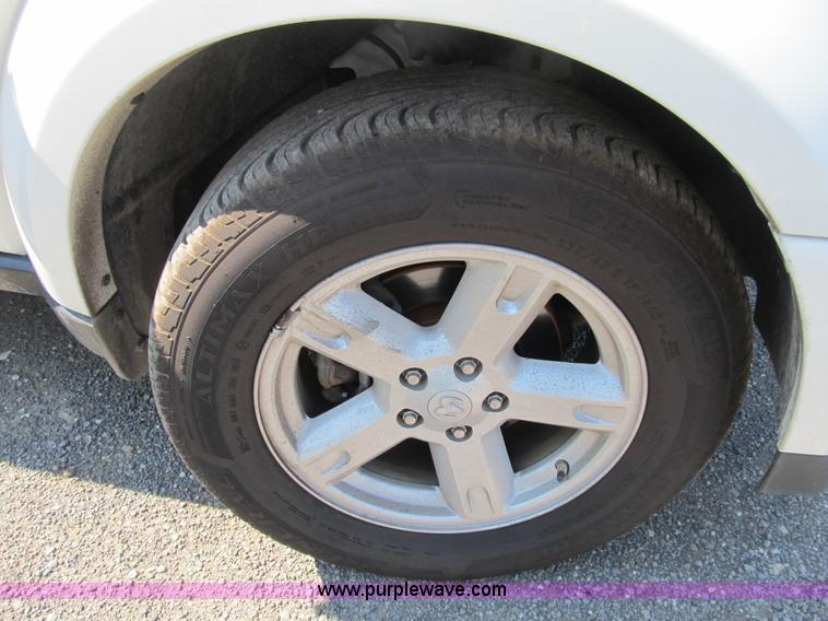 image for item B2822 2008 Dodge Nitro SLT SUV