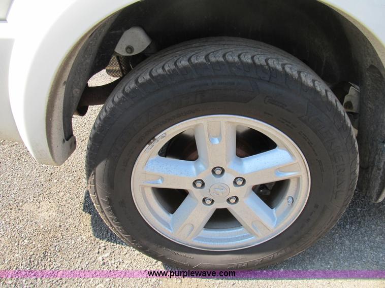 image for item B2822 2008 Dodge Nitro SLT SUV