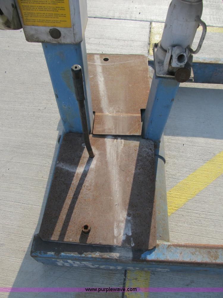 image for item B2828 OTC 6,000 lb revolver engine stand