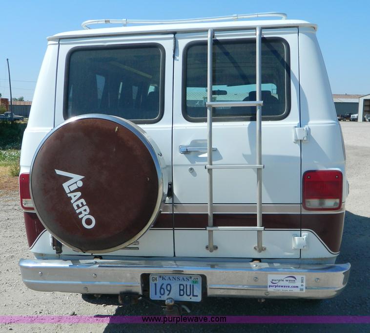 image for item B3823 1989 Chevrolet G20 van