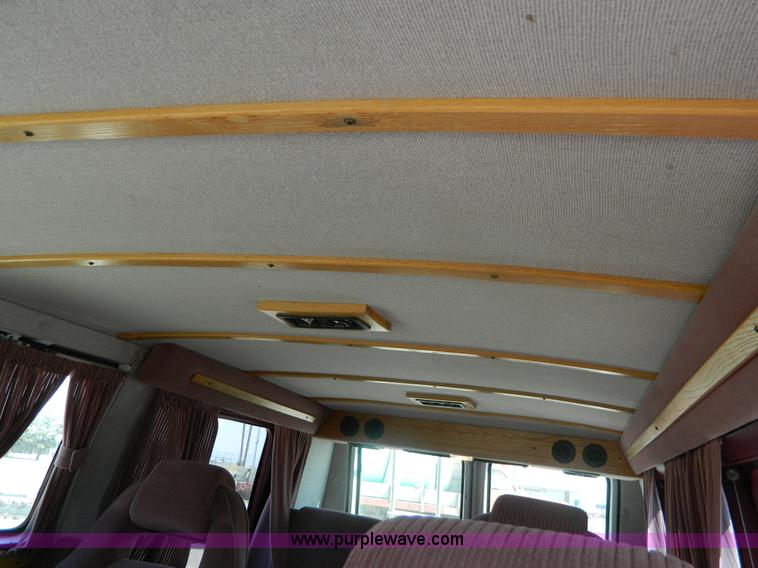 image for item B3823 1989 Chevrolet G20 van