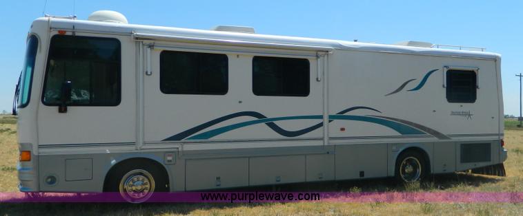 image for item B3833 1995 Newmar Dutch Star 34' RV motorhome