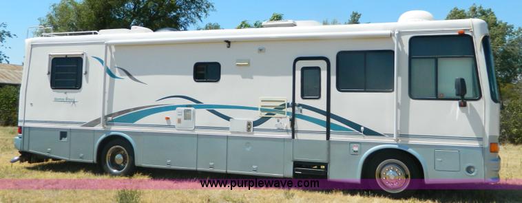 image for item B3833 1995 Newmar Dutch Star 34' RV motorhome