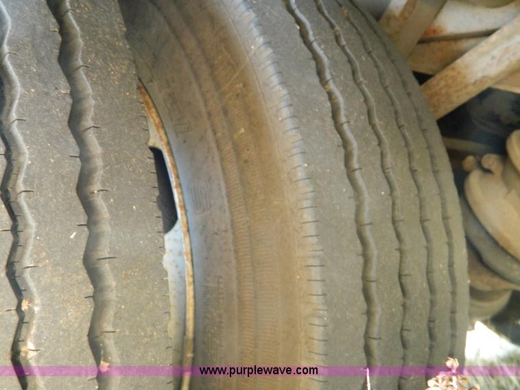 image for item B3833 1995 Newmar Dutch Star 34' RV motorhome