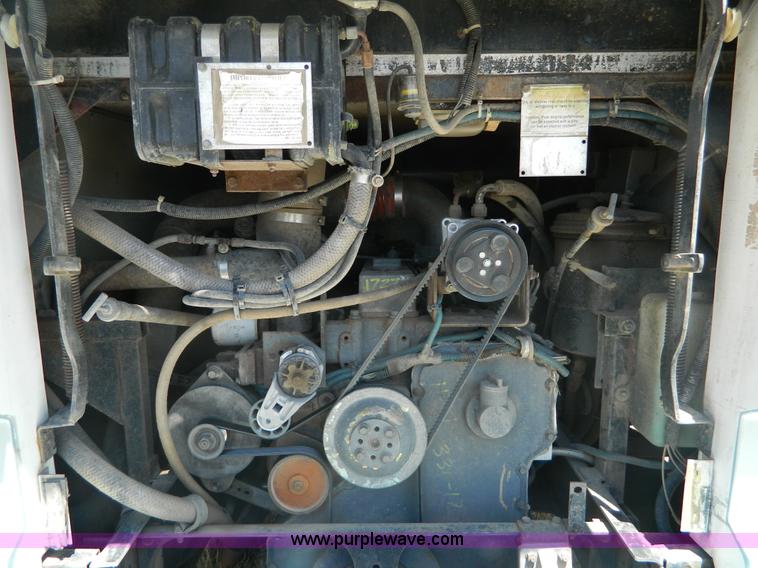 image for item B3833 1995 Newmar Dutch Star 34' RV motorhome