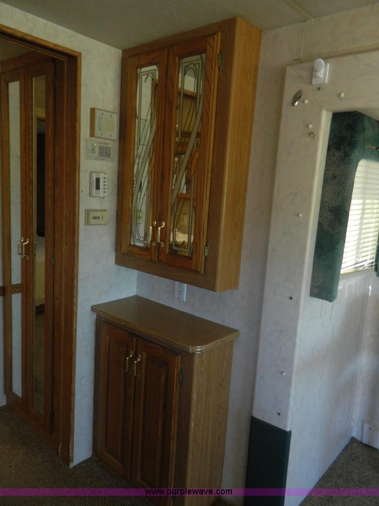 image for item B3833 1995 Newmar Dutch Star 34' RV motorhome