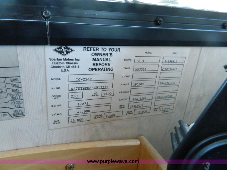 image for item B3833 1995 Newmar Dutch Star 34' RV motorhome