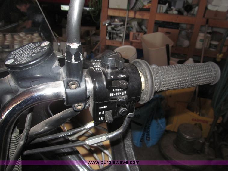 image for item B5168 1996 Kawasaki 1000 motorcycle