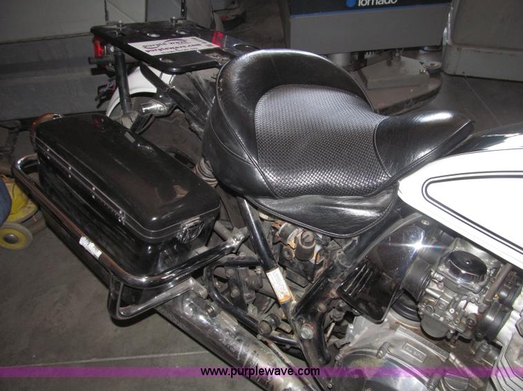 image for item B5168 1996 Kawasaki 1000 motorcycle