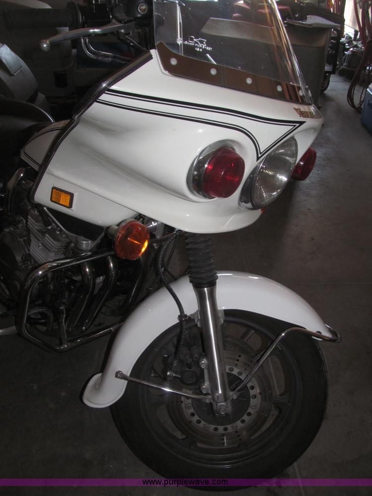 image for item B5168 1996 Kawasaki 1000 motorcycle