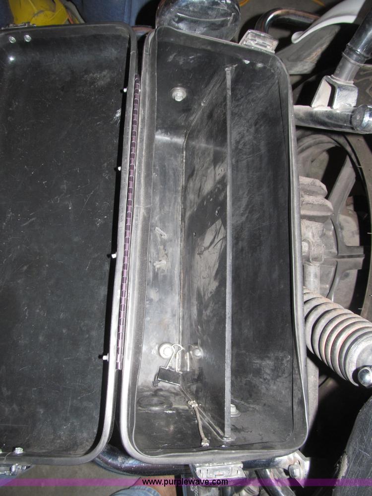 image for item B5168 1996 Kawasaki 1000 motorcycle