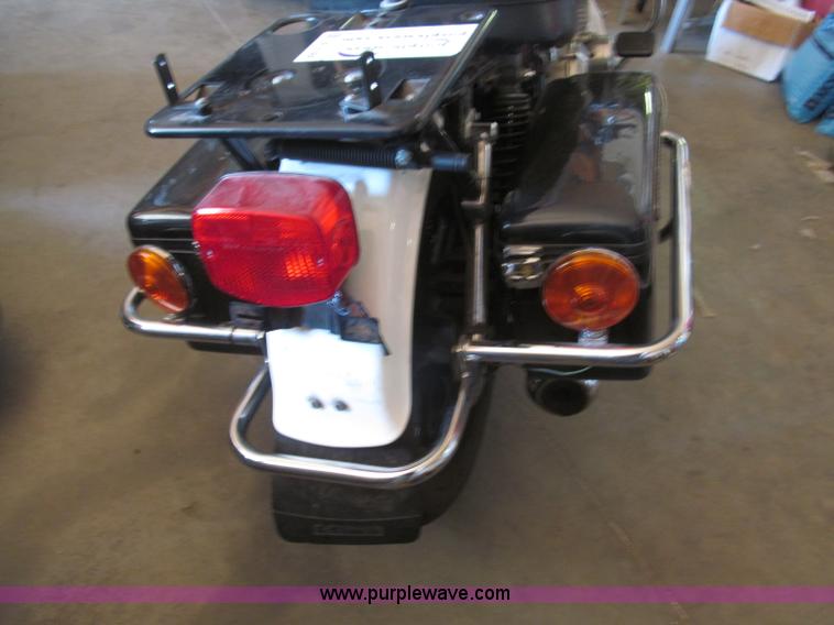 image for item B5168 1996 Kawasaki 1000 motorcycle