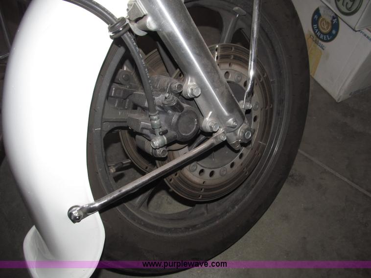 image for item B5168 1996 Kawasaki 1000 motorcycle