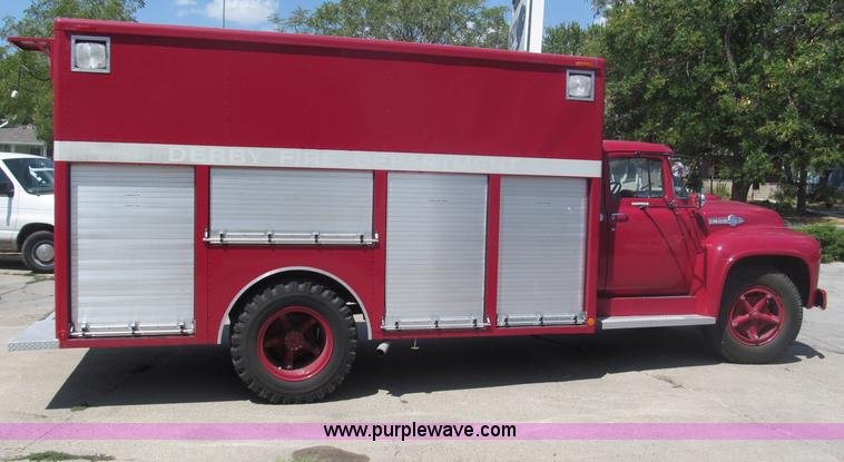 image for item B5174 1956 Ford F800 Big Job pumper truck