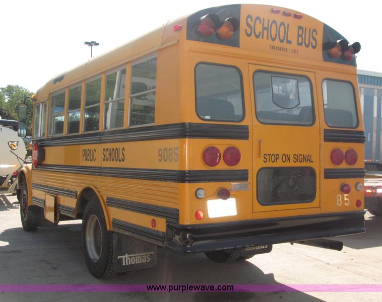 image for item B5178 1990 International 3800 Thomas Built school bus