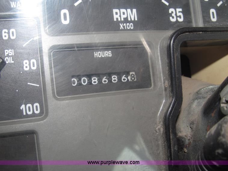 image for item B5178 1990 International 3800 Thomas Built school bus