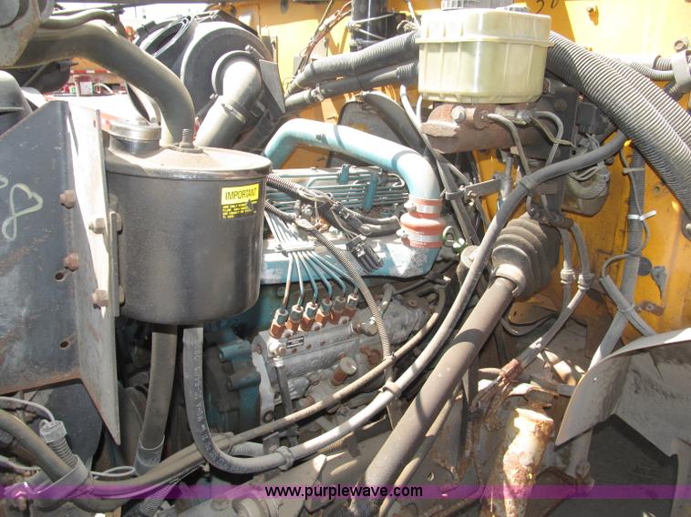 image for item B5178 1990 International 3800 Thomas Built school bus