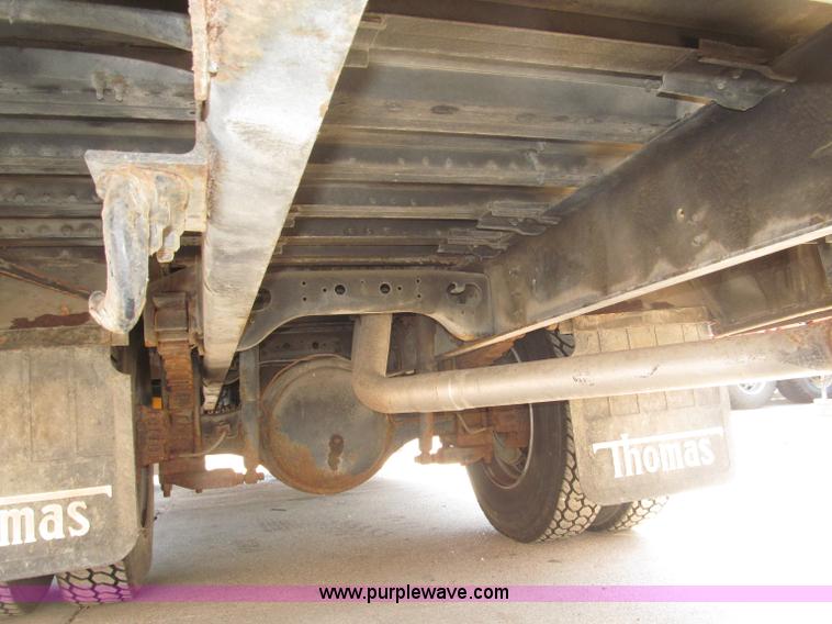 image for item B5178 1990 International 3800 Thomas Built school bus