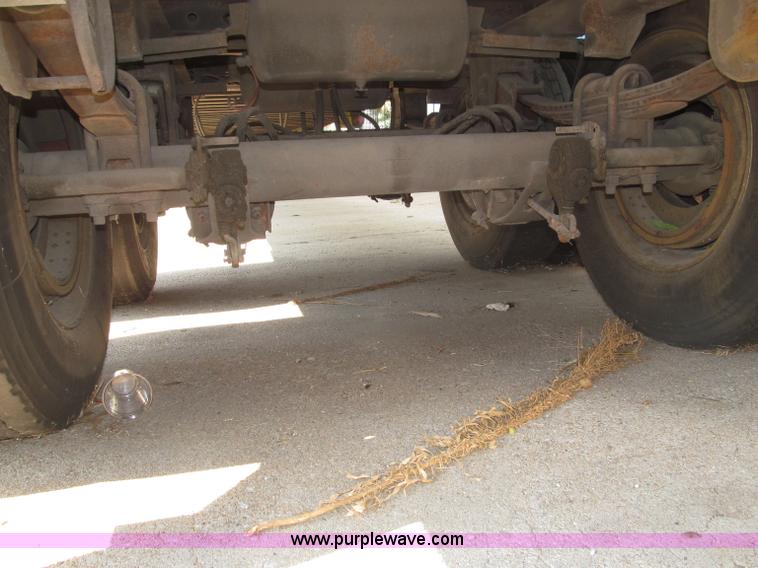 image for item B5183 1996 Wabash National 53' dry van trailer