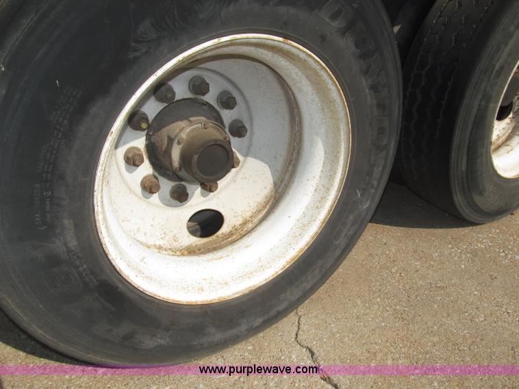 image for item B5183 1996 Wabash National 53' dry van trailer