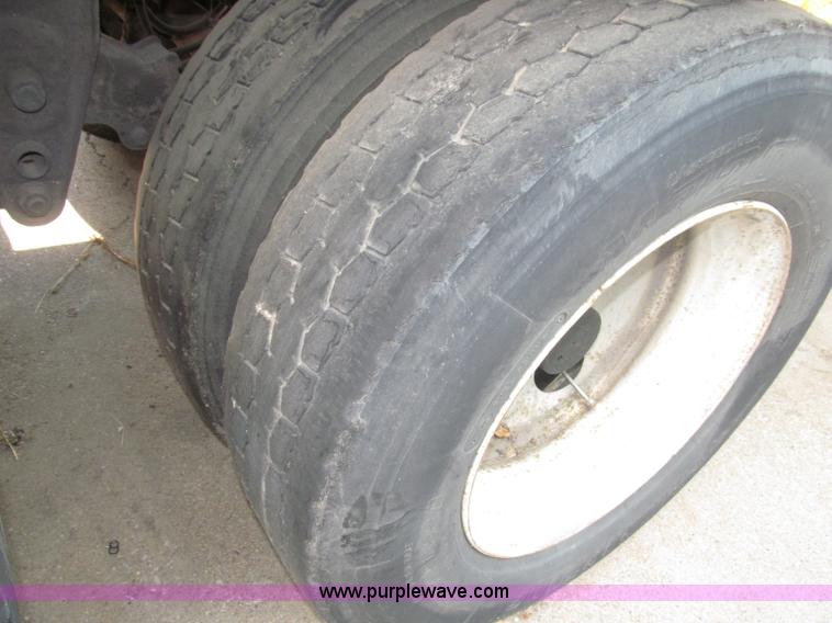 image for item B5183 1996 Wabash National 53' dry van trailer