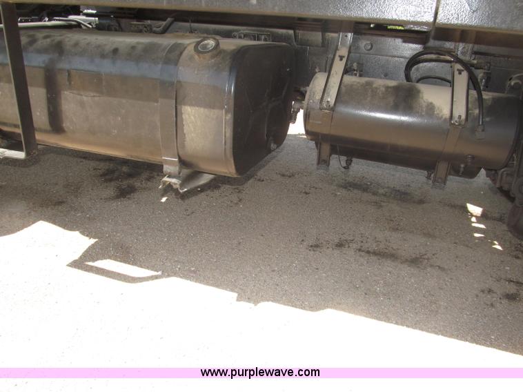 image for item B5188 1978 International CargoStar flatbed truck