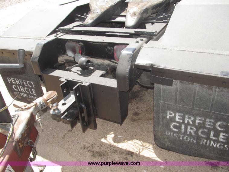 image for item B5188 1978 International CargoStar flatbed truck