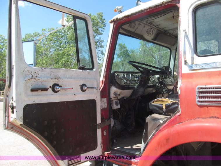 image for item B5188 1978 International CargoStar flatbed truck