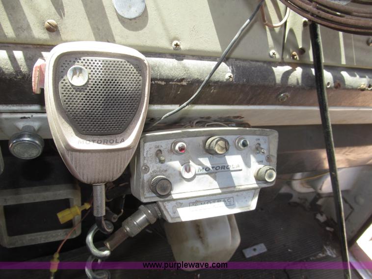 image for item B5188 1978 International CargoStar flatbed truck