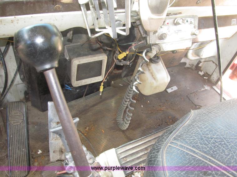 image for item B5188 1978 International CargoStar flatbed truck