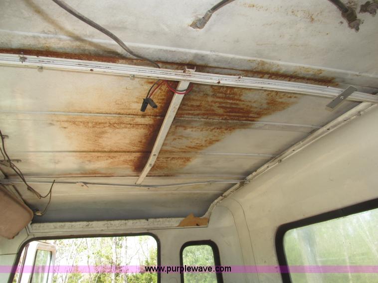 image for item B5188 1978 International CargoStar flatbed truck