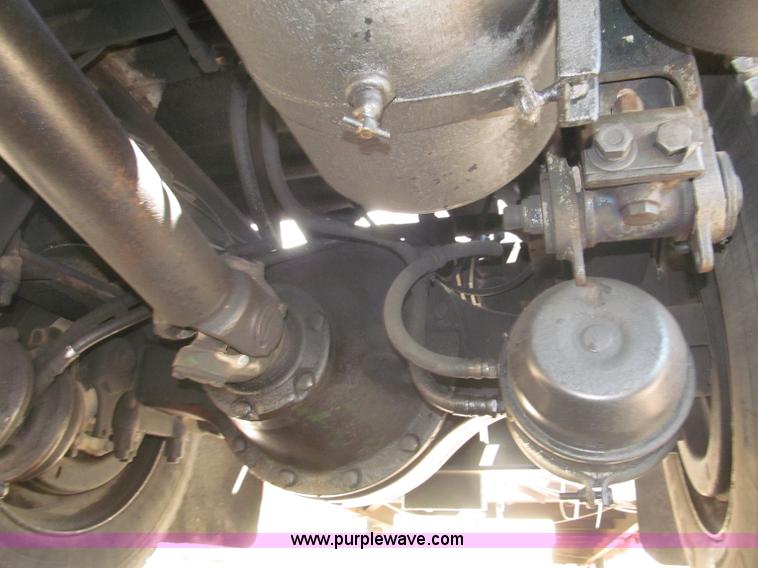 image for item B5188 1978 International CargoStar flatbed truck