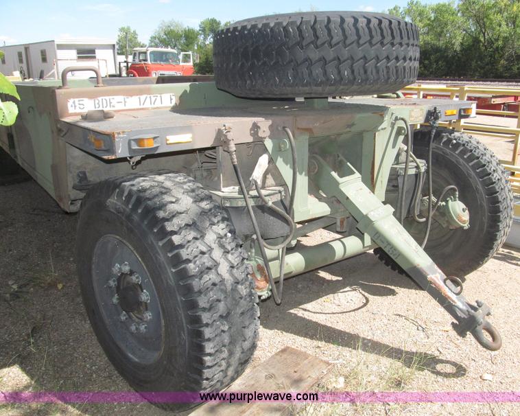 image for item B5190 2003 22' heavy expanded mobility ammunition trailer