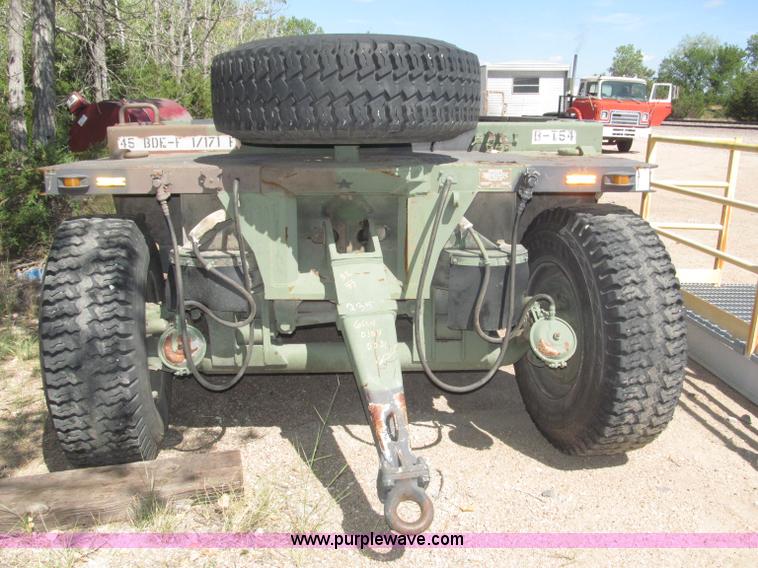 image for item B5190 2003 22' heavy expanded mobility ammunition trailer