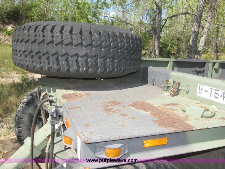 image for item B5190 2003 22' heavy expanded mobility ammunition trailer
