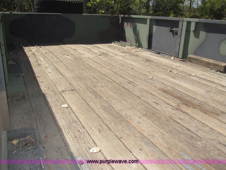 image for item B5190 2003 22' heavy expanded mobility ammunition trailer