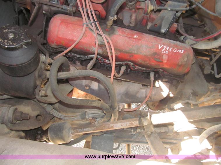 image for item B5191 1979 International 1724 flatbed truck