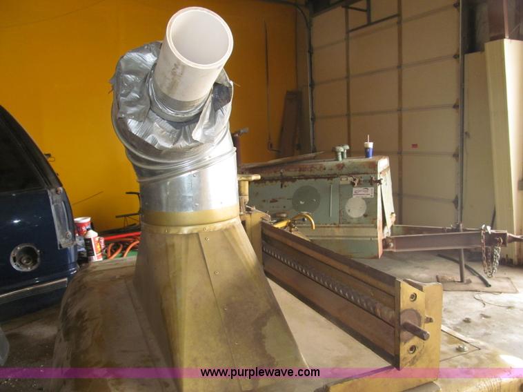 image for item B5193 Houdaille Powermatic 225 wood planer