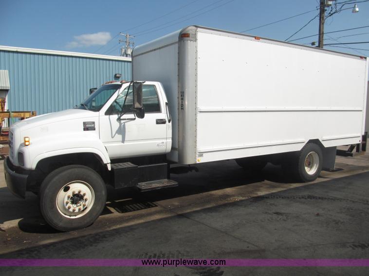image for item B5203 1998 GMC C6500 box truck