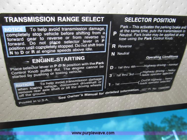 image for item B5203 1998 GMC C6500 box truck