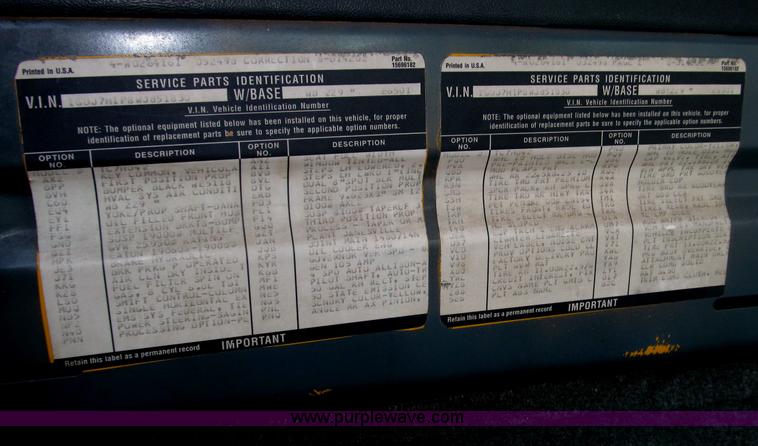 image for item B5203 1998 GMC C6500 box truck