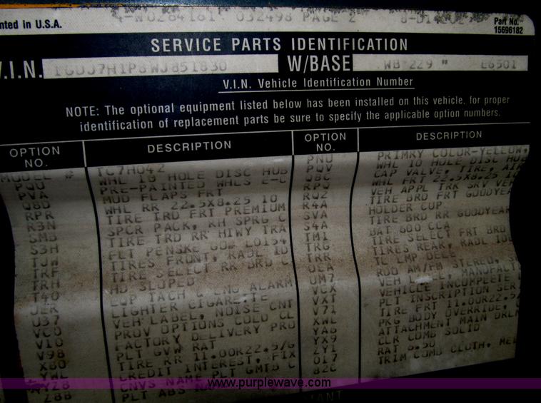 image for item B5203 1998 GMC C6500 box truck